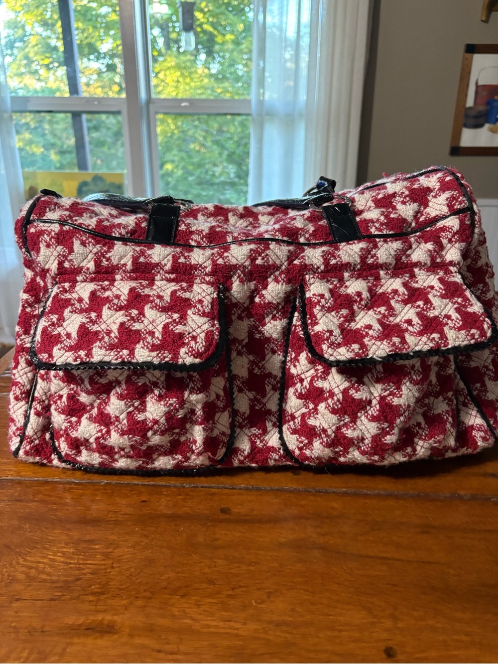 Textured Red & White Houndstooth Weekend Bag